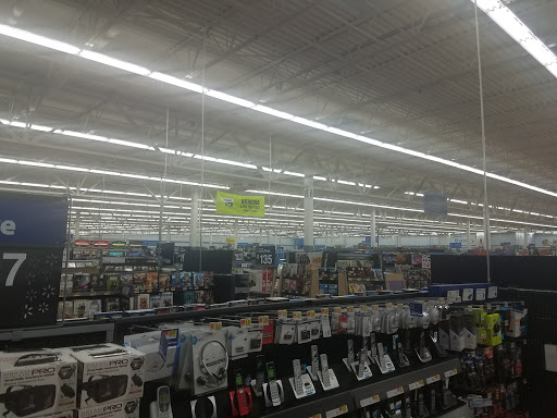 Department Store «Walmart Supercenter», reviews and photos, 2900 Kirk Rd, Aurora, IL 60502, USA