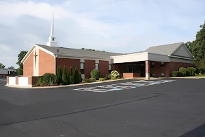 Lake Hills Baptist Church image