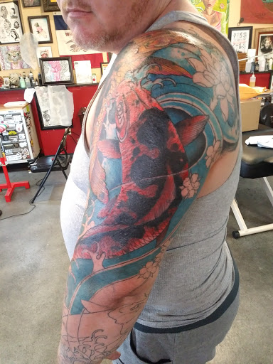 Tattoo Shop «Sacred Hand Tattoo Society», reviews and photos, 960 Parsons Ave, Columbus, OH 43206, USA