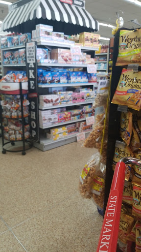 Grocery Store «State Market», reviews and photos, 1020 Cecil Ave, Delano, CA 93215, USA