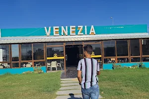 Café Venizia image