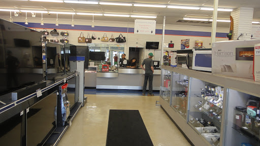 Check Cashing Service «Cash America Pawn», reviews and photos, 882 N Lake St #50, Aurora, IL 60506, USA
