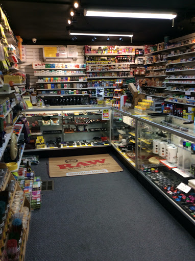 Tobacco Shop «Ra Shop #1 Mandeville», reviews and photos, 2198 Florida St, Mandeville, LA 70448, USA