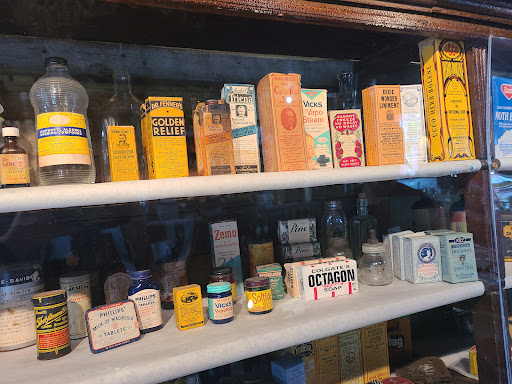 General Store «Sutton General Store», reviews and photos, 169 Clover St, Granville, TN 38564, USA