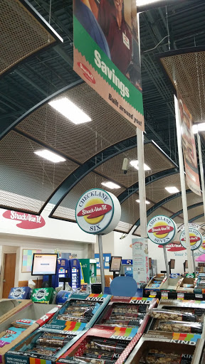 Grocery Store «Strack & Van Til», reviews and photos, 2627 N Elston Ave, Chicago, IL 60647, USA