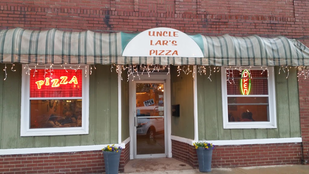 Uncle Lar's Pizza 60545