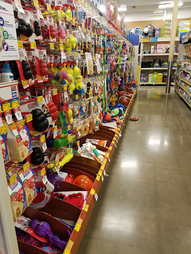 Pet Supply Store «PetSmart», reviews and photos, 1846 N Causeway Blvd B, Mandeville, LA 70471, USA
