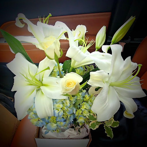 Florist «Flowers By Dick & Son Inc», reviews and photos, 935 W Nimisila Rd, Akron, OH 44319, USA