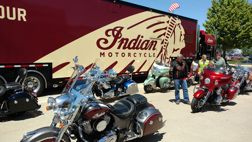 Motorcycle Dealer «Indian Motorcycle Kansas City & RideNow Powersports Kansas City», reviews and photos, 800 N Rogers Rd, Olathe, KS 66062, USA