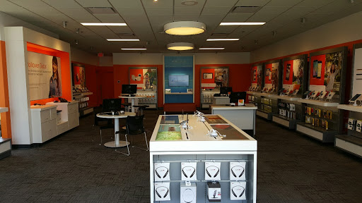 Cell Phone Store «AT&T Authorized Retailer», reviews and photos, 6226 Broadway Blvd #140, Garland, TX 75043, USA