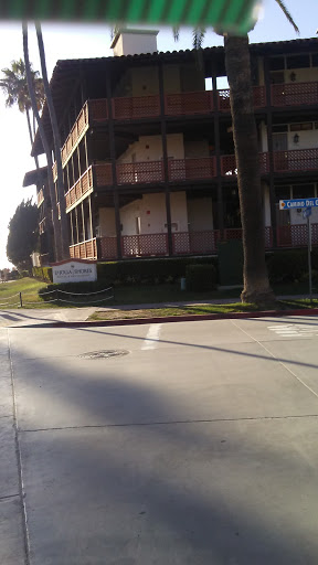 Grocery Store «Neighbor-Saver Market», reviews and photos, 2144 Avenida De La Playa, La Jolla, CA 92037, USA