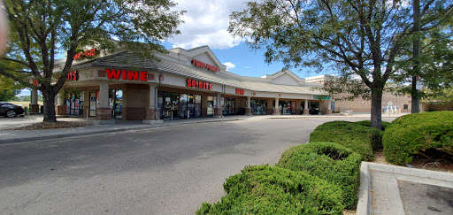 Liquor Store «Twin Peaks Liquor», reviews and photos, 999 Hover St # C, Longmont, CO 80501, USA