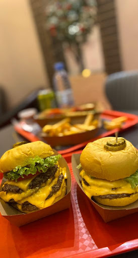 برجر الكراج ( The Garage Burger ) 