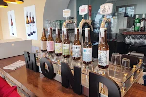 Cervezas Mond Artesanas, Bebidas Premium en Sevilla image