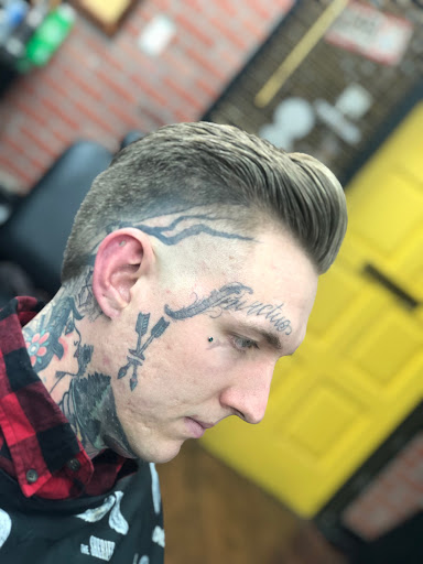 Barber Shop «Royal Fadez Barbershop», reviews and photos, 920 N Arizona Ave #8, Chandler, AZ 85225, USA