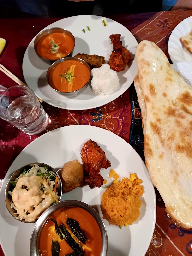 Cafe & Indian Restaurant Mahek