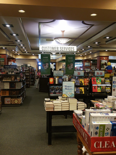 Book Store «Barnes & Noble», reviews and photos, 200 W Rte 70, Marlton, NJ 08053, USA