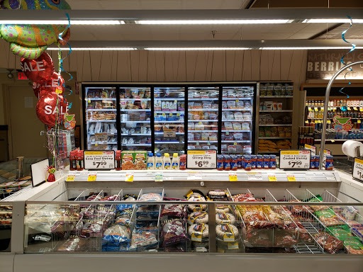 Grocery Store «Strack & Van Til Food Market», reviews and photos, 999 W Old Ridge Rd, Hobart, IN 46342, USA