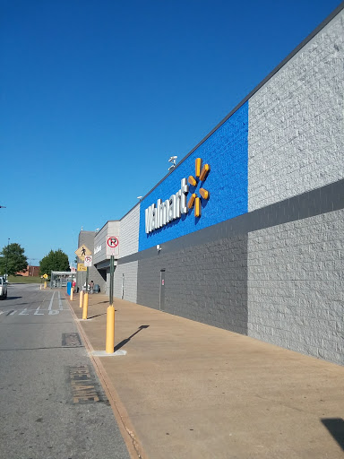 Department Store «Walmart Supercenter», reviews and photos, 1210 Mineral Wells Ave, Paris, TN 38242, USA
