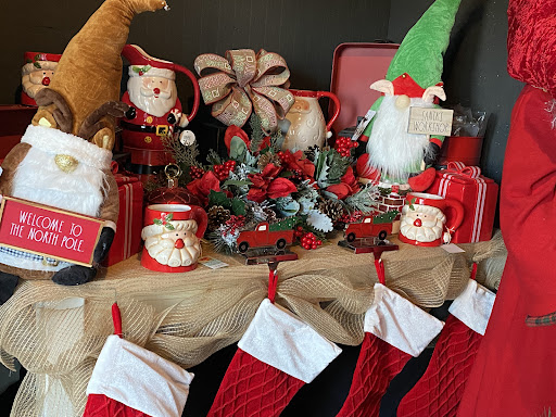 Florist «Mulberry Florist», reviews and photos, 811 N Mulberry St, Elizabethtown, KY 42701, USA