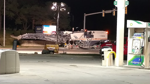 Auto Repair Shop «Valley West Corner Store», reviews and photos, 1400 Valley W Dr, West Des Moines, IA 50266, USA