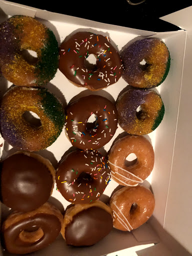 Bakery «Krispy Kreme Doughnuts», reviews and photos, 741 Hillcrest Rd, Mobile, AL 36695, USA