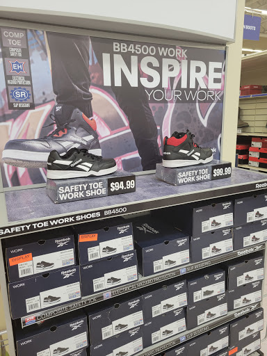 Sporting Goods Store «Academy Sports + Outdoors», reviews and photos, 1150 Genie Ln, Smyrna, TN 37167, USA