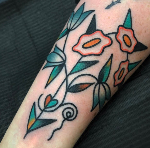 Tattoo Shop «Lombard Street Tattoo», reviews and photos, 8937 N Lombard St, Portland, OR 97203, USA