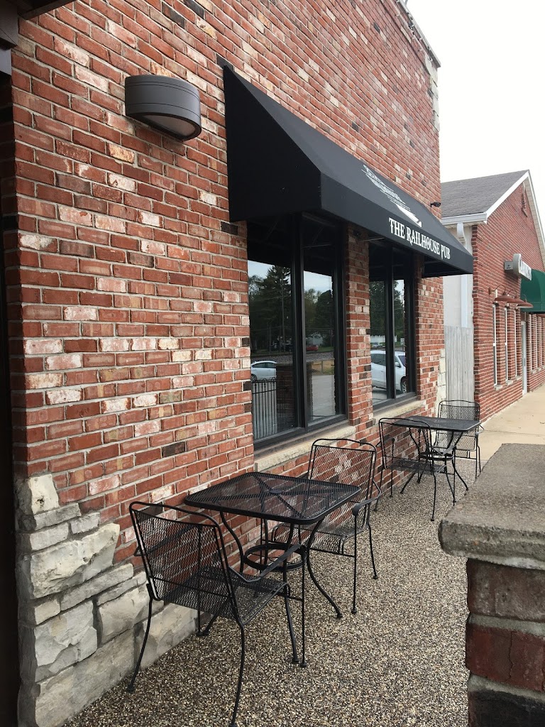 Railhouse Pub 63390