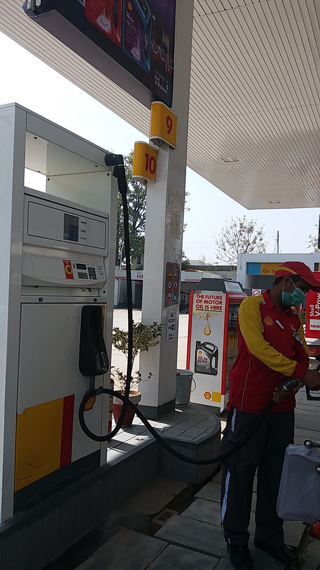 Shell Petrol Station & CNG filling