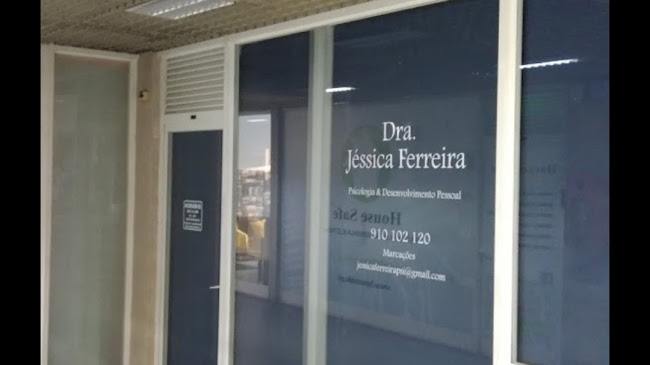 Psicóloga Jéssica Ferreira - Médico