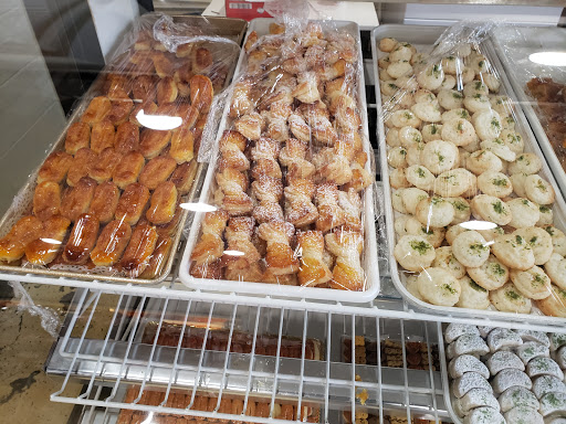 Fresh Food Market «Shiraz Market», reviews and photos, 8486 Tyco Rd, Vienna, VA 22182, USA