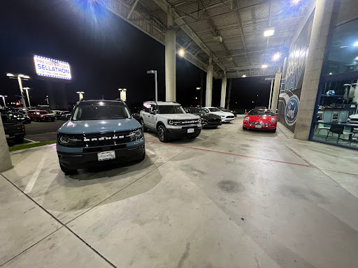 Ford Dealer «Raceway Ford», reviews and photos, 5900 Sycamore Canyon Blvd, Riverside, CA 92507, USA