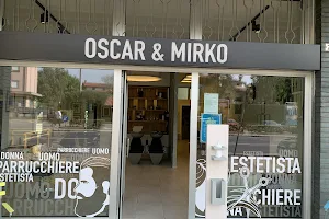 Oscar e Mirko PARRUCCHIERI per DONNA e UOMO Seriate - ESTETISTA - Centro Estetico - Trattamento alla CHERATINA lisciante image