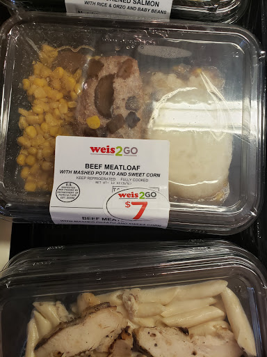 Grocery Store «Weis Markets», reviews and photos, 412 Day Hollow Rd, Endicott, NY 13760, USA