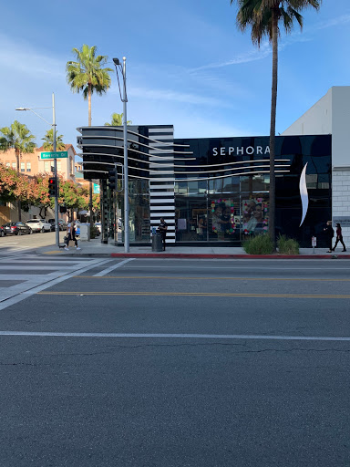 Cosmetics Store «SEPHORA», reviews and photos, 270 N Beverly Dr, Beverly Hills, CA 90210, USA