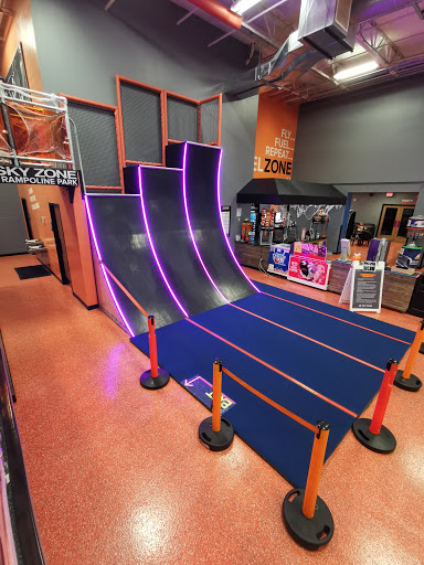 Amusement Center «Sky Zone Trampoline Park», reviews and photos, 14181 S Tamiami Trail #140, Fort Myers, FL 33912, USA