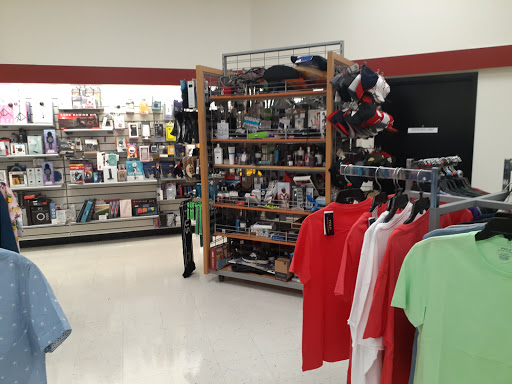 Department Store «T.J. Maxx & HomeGoods», reviews and photos, 2692 Madison Rd F, Cincinnati, OH 45208, USA