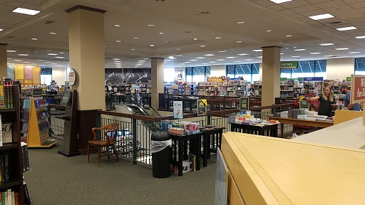 Book Store «Barnes & Noble Booksellers Sugarhouse», reviews and photos, 1104 E 2100 S, Salt Lake City, UT 84106, USA