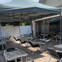 Photo n°10 de Efe Caprice à Saint-Laurent-de-Mure ()