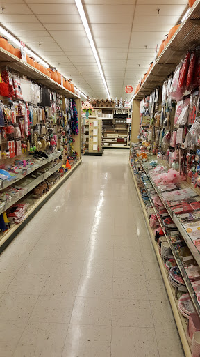 Craft Store «Hobby Lobby», reviews and photos, 750 E Lewis and Clark Pkwy, Clarksville, IN 47129, USA