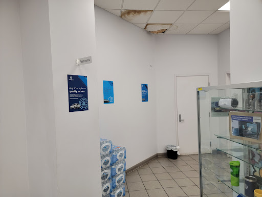 Car Repair and Maintenance «Metro Volkswagen Service Center», reviews and photos, 2400 N Story Rd, Irving, TX 75062, USA