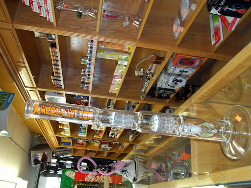 Tobacco Shop «Tobacco One Smoke Shop», reviews and photos, 1220 E Yorba Linda Blvd, Placentia, CA 92870, USA