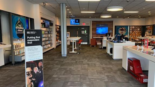 Cell Phone Store «AT&T», reviews and photos, 3057 NY-50 Ste 900, Saratoga Springs, NY 12866, USA