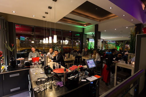 Finesse - Cafe - Bar - Lounge