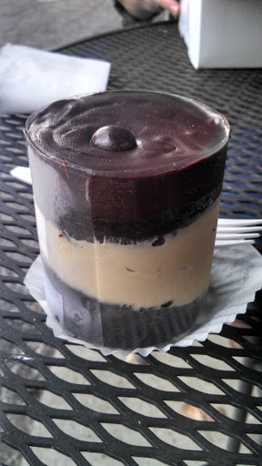 Bakery «Short North Piece of Cake», reviews and photos, 772 N High St #104, Columbus, OH 43215, USA