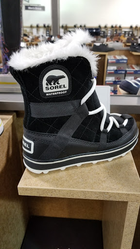 Shoe Store «DSW Designer Shoe Warehouse», reviews and photos, 600 John R Rd, Troy, MI 48083, USA