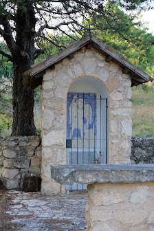 Edicola Arcangelo Michele 67020 Caporciano AQ, Italia