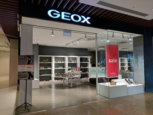 商店购买geox女人 辛加普尔