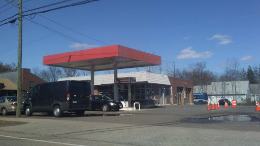 Oil Change Service «Wethersfield Automotive», reviews and photos, 404 Silas Deane Hwy, Wethersfield, CT 06109, USA